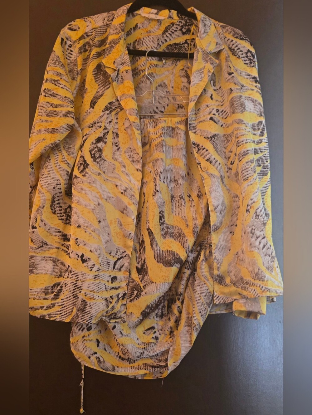 Yellow Printed Ruched Mini Skirt with Drawstring Detail - Picture 3 of 9